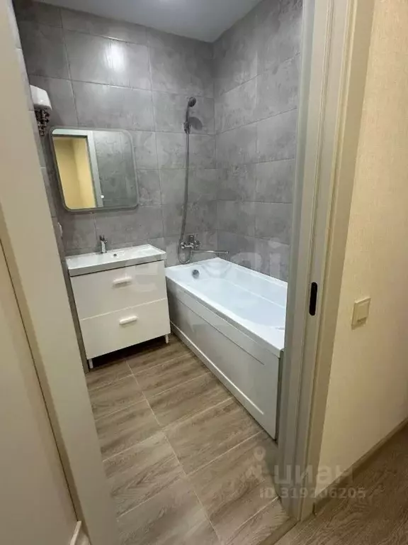 1-к кв. Краснодарский край, Новороссийск ул. Григорьева, 12к1 (35.8 м) - Фото 0