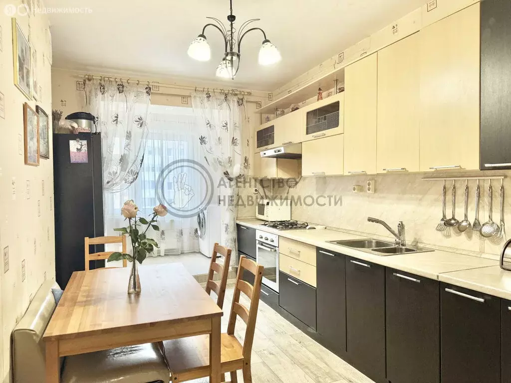 3-комнатная квартира: Казань, проспект Победы, 212А (72 м) - Фото 2