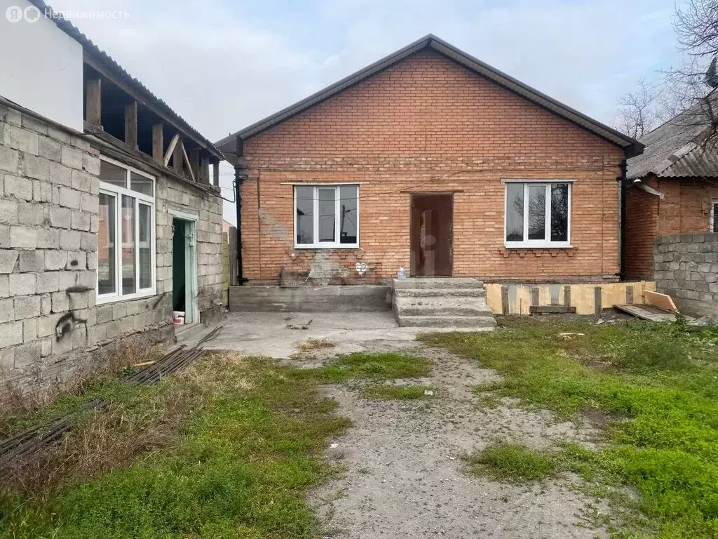 Дом в Беслан, Карьерная улица (71 м) - Фото 2