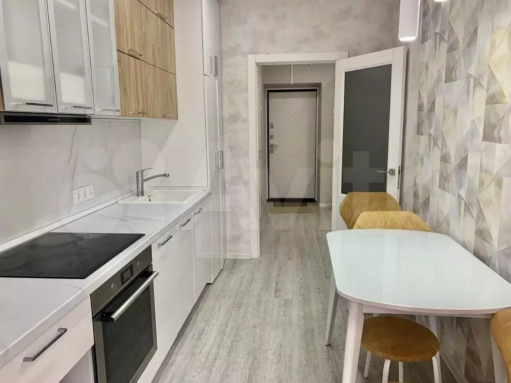 1-к. квартира, 40 м, 2/18 эт. - Фото 1