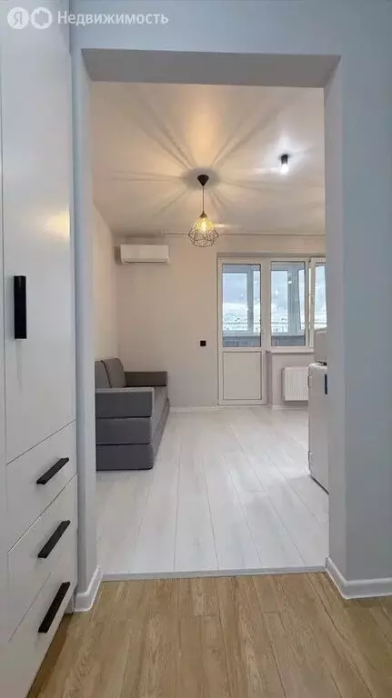 Квартира-студия: Краснодар, улица Красных Партизан, 1/4к15 (20 м) - Фото 1