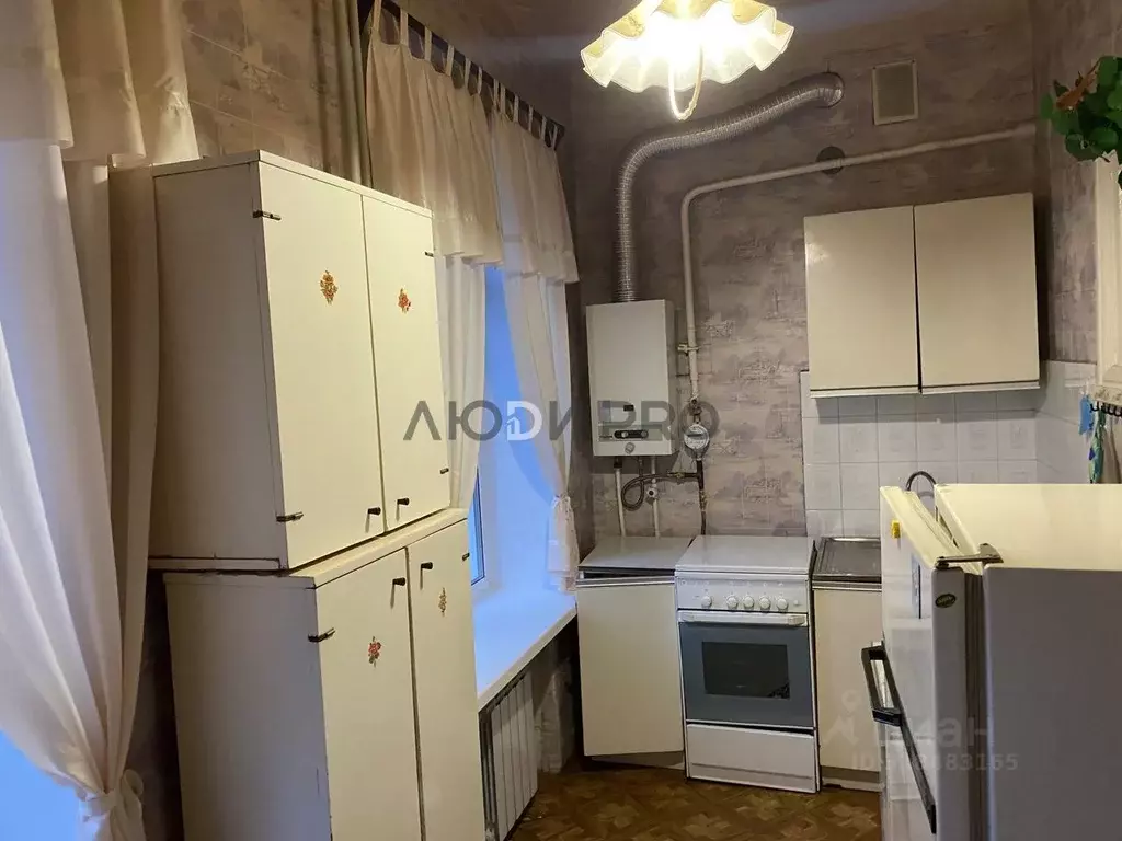 3-к кв. Саратовская область, Саратов пл. Имени Г.К. Орджоникидзе, 11 ... - Фото 2