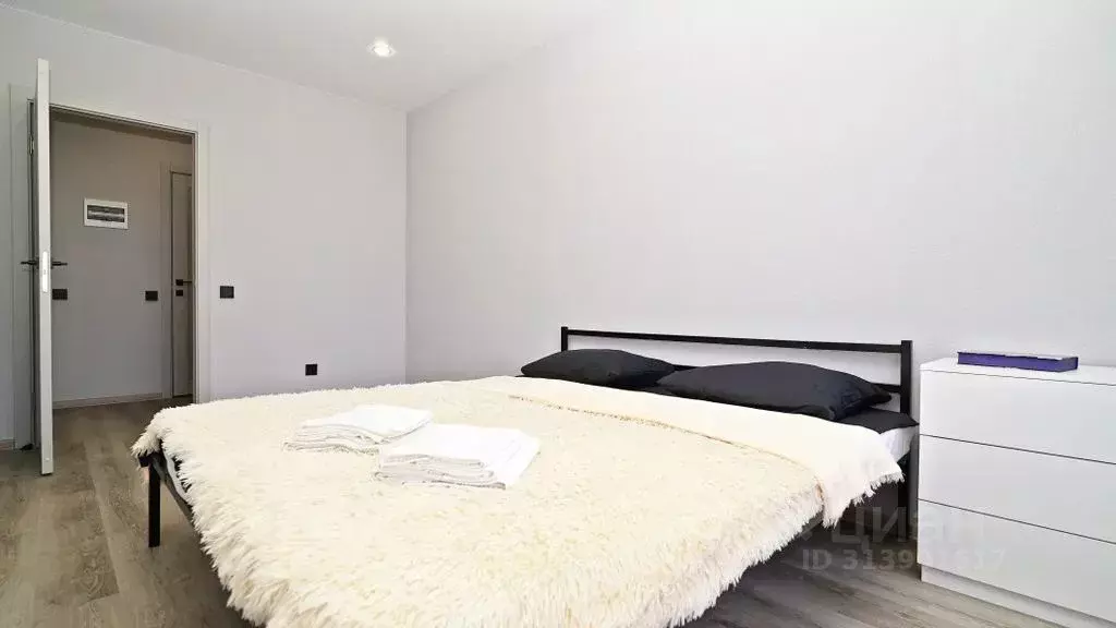 1-к кв. Татарстан, Казань ул. Братьев Батталовых, 20А (39.0 м) - Фото 1