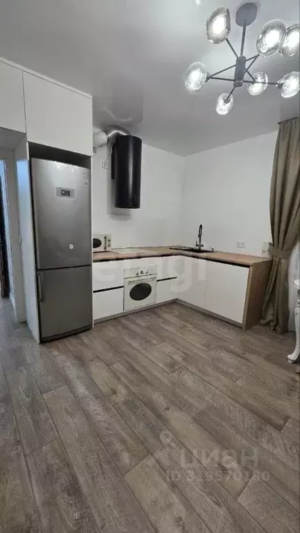 2-к кв. Тюменская область, Тюмень ул. Розы Люксембург, 12к2 (63.0 м) - Фото 1
