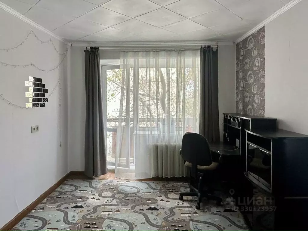 1-к кв. Свердловская область, Екатеринбург ул. Серова, 2 (31.6 м) - Фото 1