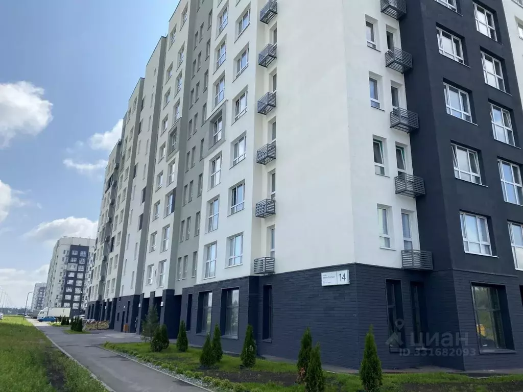 3-к кв. Башкортостан, Уфа ул. Ивана Спатара, 14 (72.9 м) - Фото 2