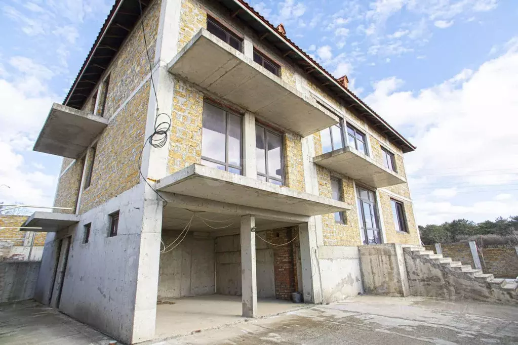 Дом в Севастополь ул. Генерала Мельника, 86 (546 м) - Фото 0