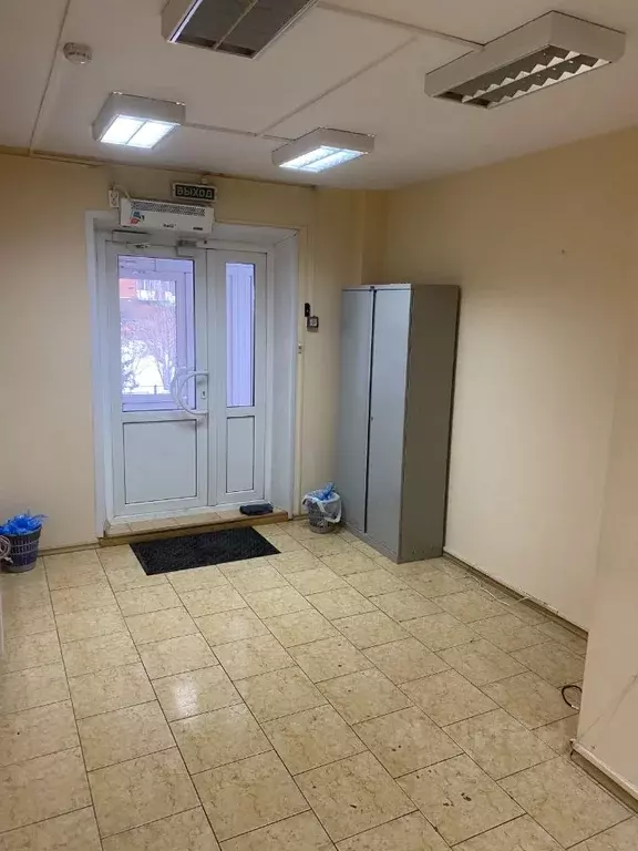 Помещение свободного назначения в Красноярский край, Красноярск ул. ... - Фото 1