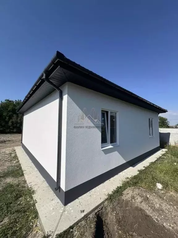 Дом в Крым, Симферопольский район, с. Трудовое ул. Зеленая (80 м) - Фото 2