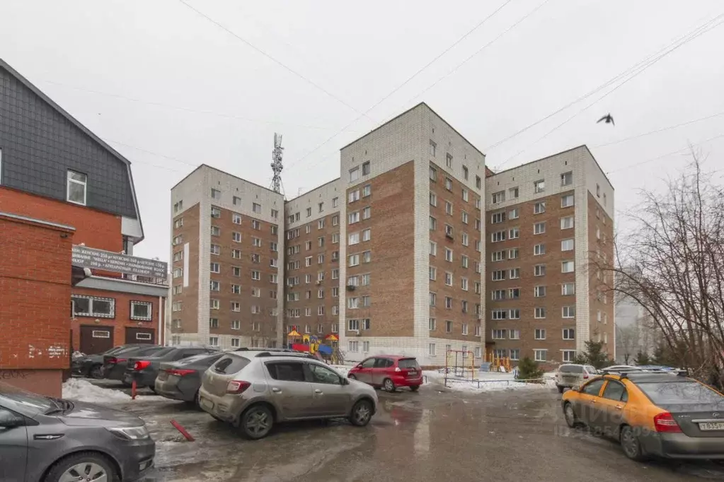 Комната Омская область, Омск ул. Дмитриева, 5/1 (13.6 м) - Фото 0