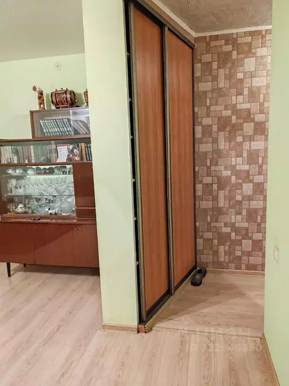 2-к кв. Свердловская область, Екатеринбург ул. Первомайская, 68 (50.0 ... - Фото 2