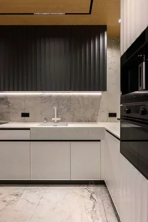 2-к кв. Свердловская область, Екатеринбург ул. Радищева, 24 (76.0 м) - Фото 1