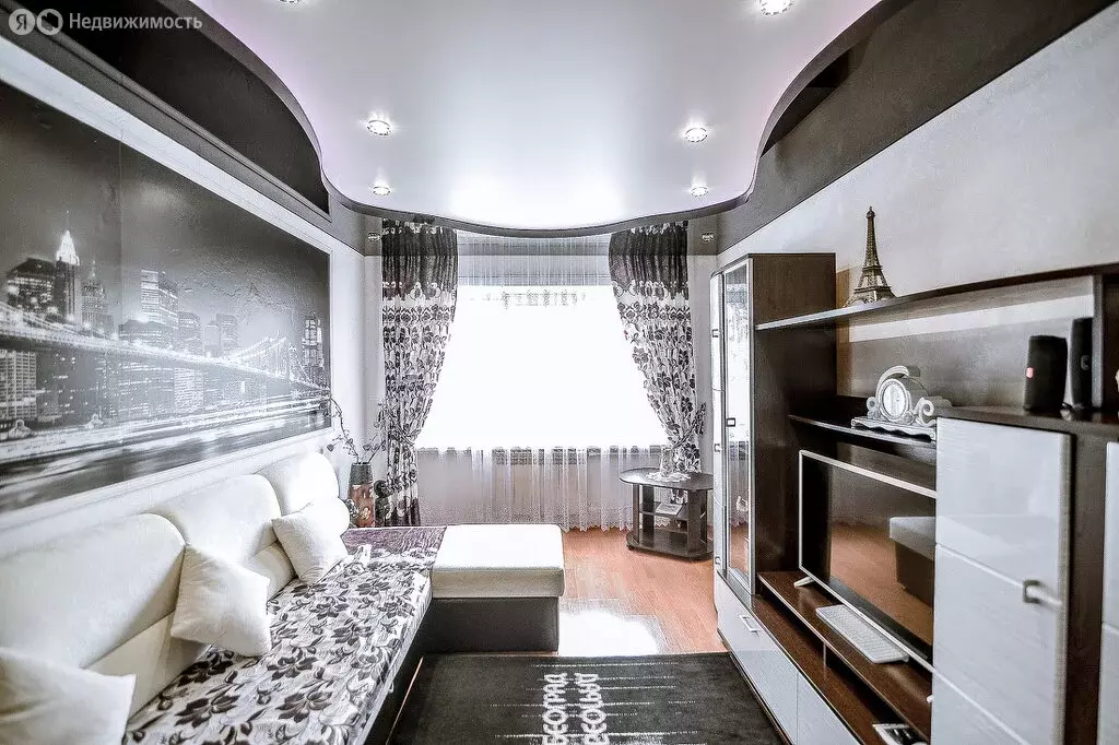 3-комнатная квартира: Южно-Сахалинск, Бумажная улица, 22Б (61.9 м) - Фото 2