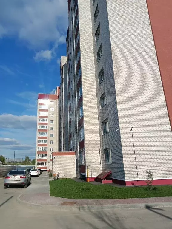 2-к. квартира, 70 м, 8/10 эт. - Фото 0