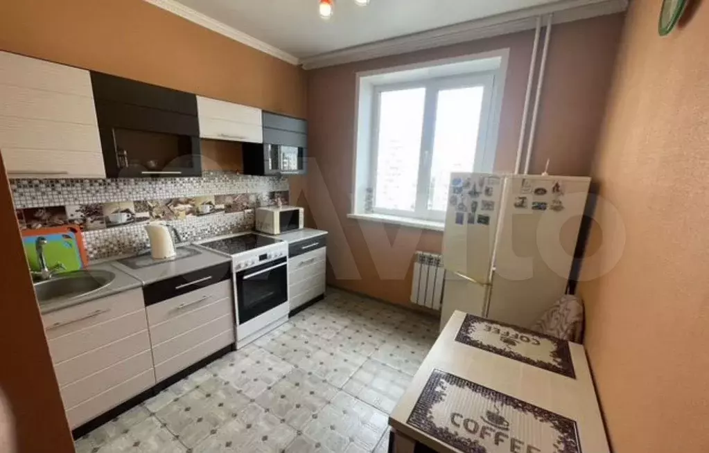 1-к. квартира, 42 м, 8/9 эт. - Фото 0