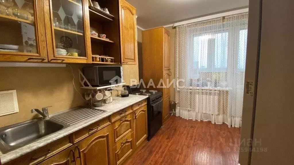 3-к кв. Белгородская область, Белгород ул. Плеханова, 10А (73.2 м) - Фото 2