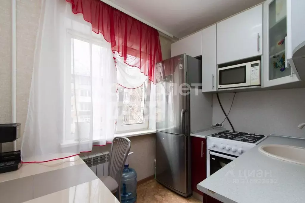 2-к кв. Томская область, Томск ул. Елизаровых, 39/3 (45.3 м) - Фото 0