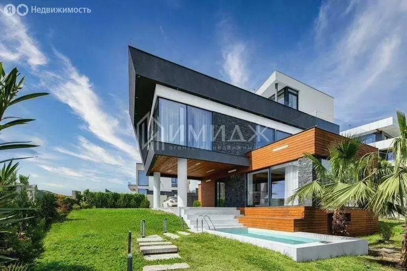 Дом в Сочи, микрорайон Верхнеимеретинская Бухта (299.8 м) - Фото 1