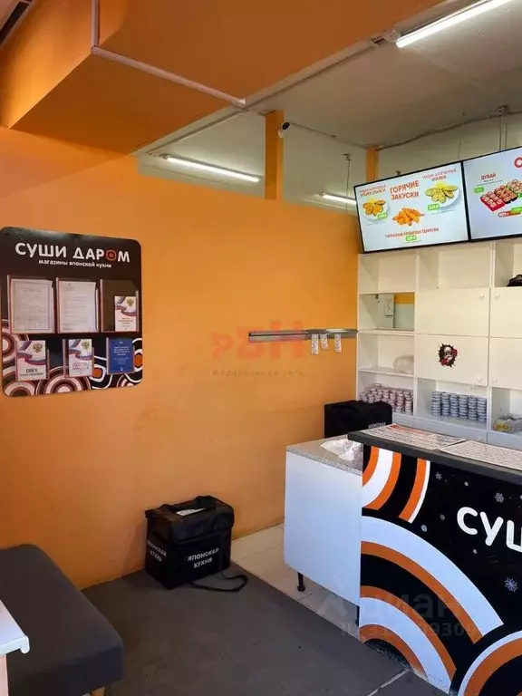 Торговая площадь в Курганская область, Курган ул. Радионова, 60 (300 ... - Фото 1