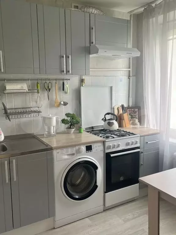 1-к. квартира, 32 м, 7/9 эт. - Фото 0