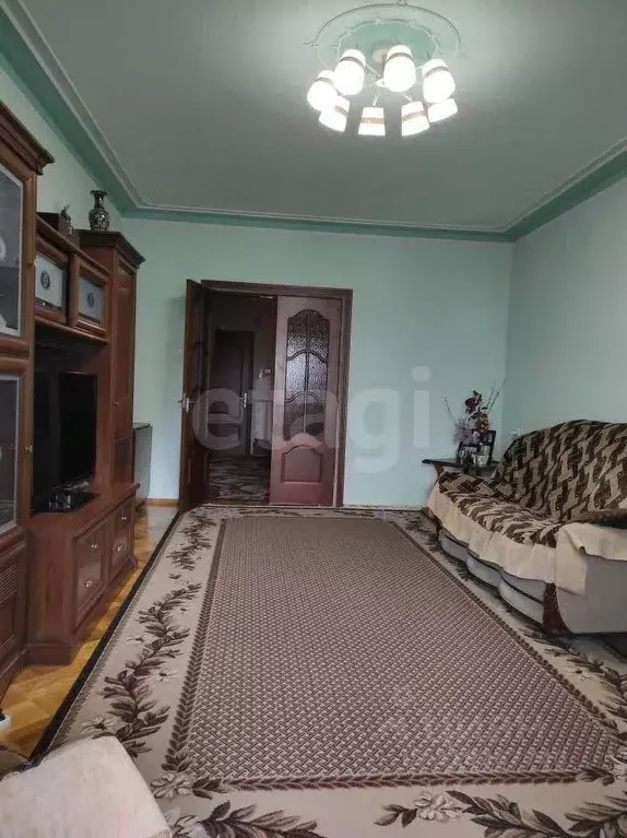 3-к кв. Белгородская область, Белгород ул. Белгородского полка, 67 ... - Фото 0