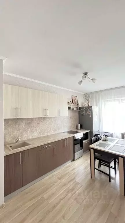 1-к кв. Омская область, Омск просп. Космический, 14В (36.3 м) - Фото 0