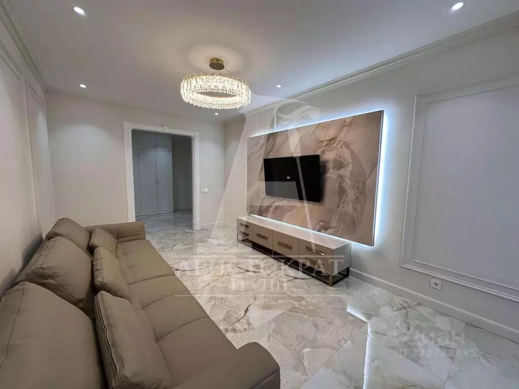 2-к кв. Ставропольский край, Пятигорск ул. Адмиральского, 1А (70.8 м) - Фото 1