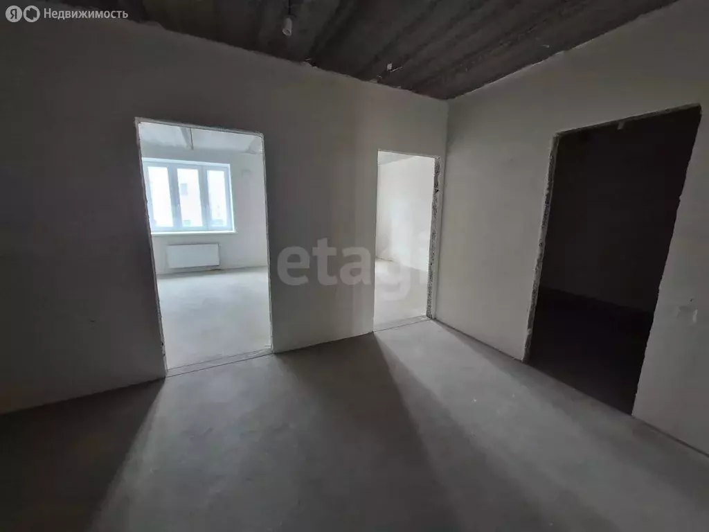 2-комнатная квартира: Тюмень, улица Республики, 204к10 (66.6 м) - Фото 1