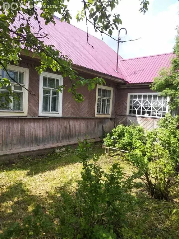 Дом в Струго-Красненский район, деревня Хредино (80 м) - Фото 1