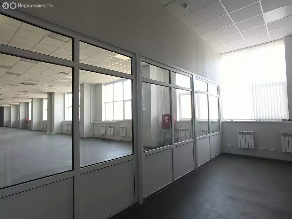 Помещение свободного назначения (1088 м) - Фото 1
