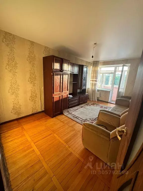 3-к кв. Адыгея, Майкоп ул. Димитрова, 2 (62.5 м) - Фото 1