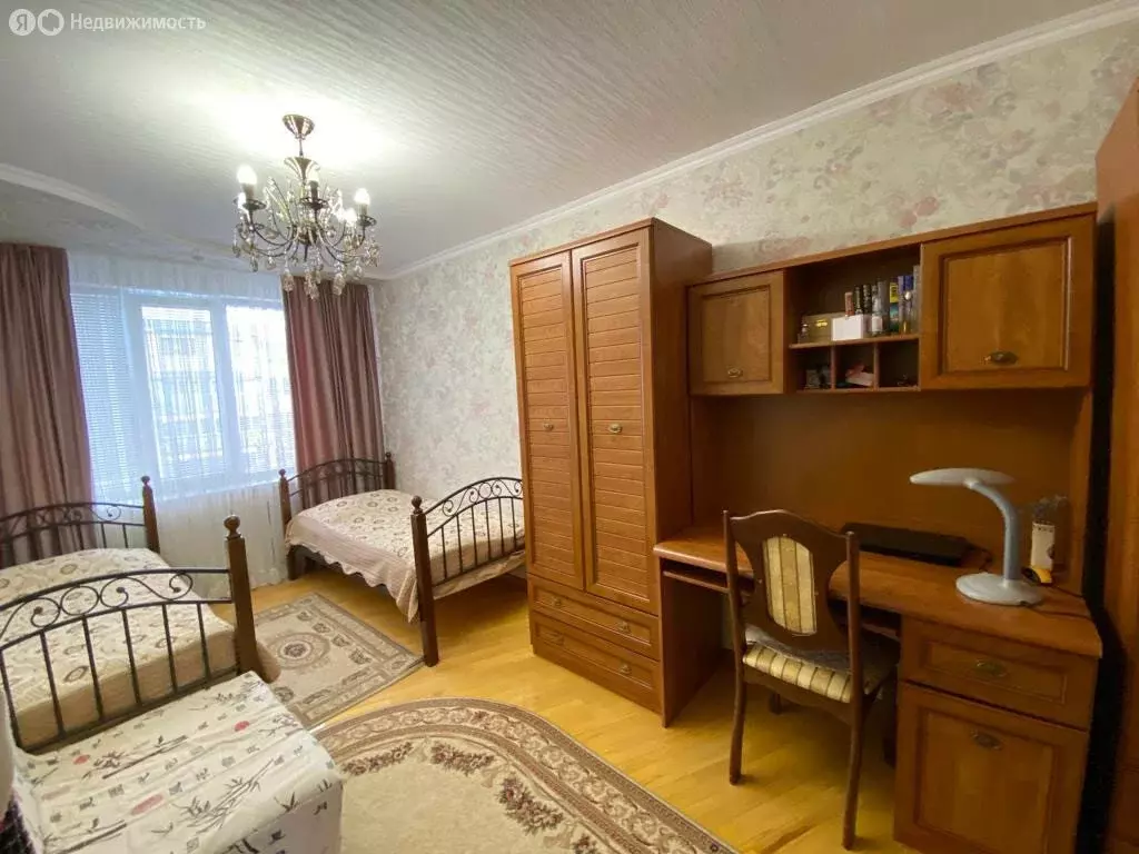 3-комнатная квартира: Нальчик, улица Тарчокова, 30 (70 м) - Фото 1