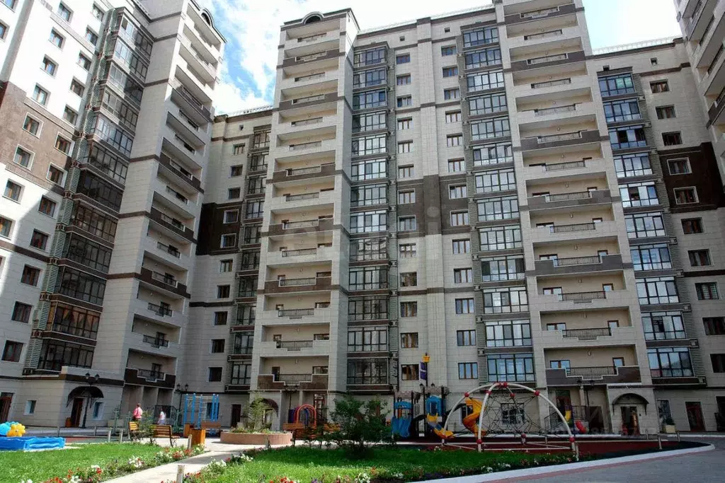 2-к кв. Амурская область, Благовещенск Пионерская ул., 2 (100.4 м) - Фото 2