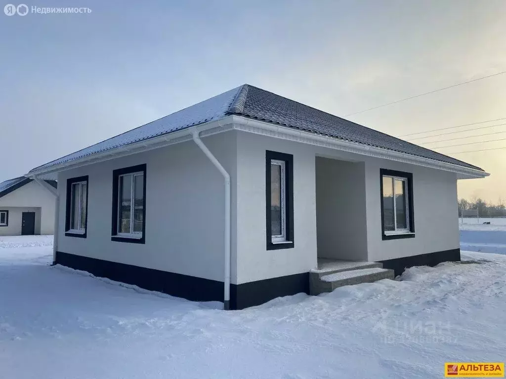 Дом в Калининградская область, Гурьевский муниципальный округ, посёлок ... - Фото 1