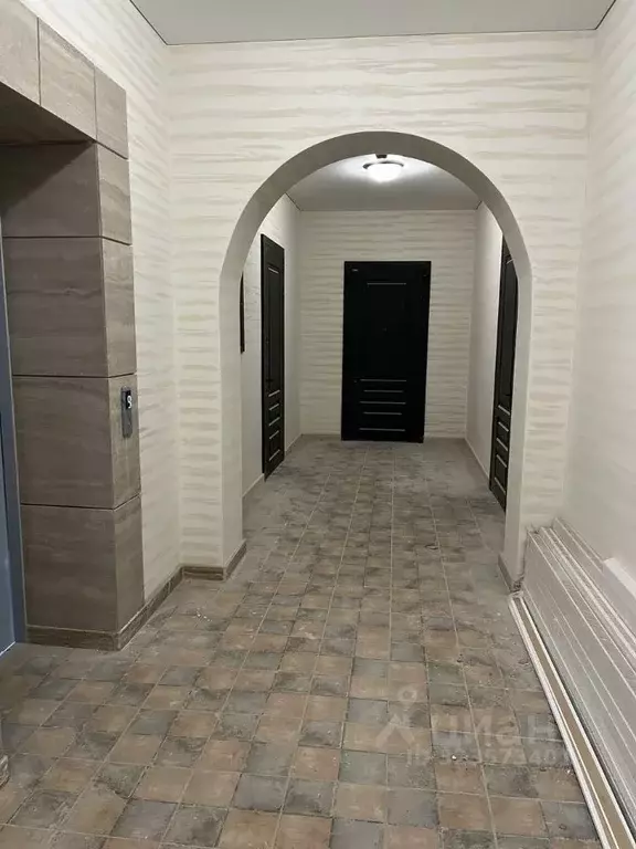 1-к кв. Кабардино-Балкария, Нальчик ул. Тлостанова, 2 (67.0 м) - Фото 1