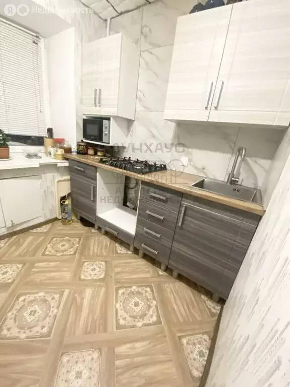 4-комнатная квартира: Нефтекамск, улица Победы, 7 (62.5 м) - Фото 1