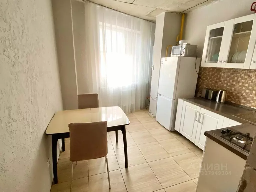 1-к кв. Адыгея, Тахтамукайский район, Яблоновский пгт Шоссейная ул., ... - Фото 1