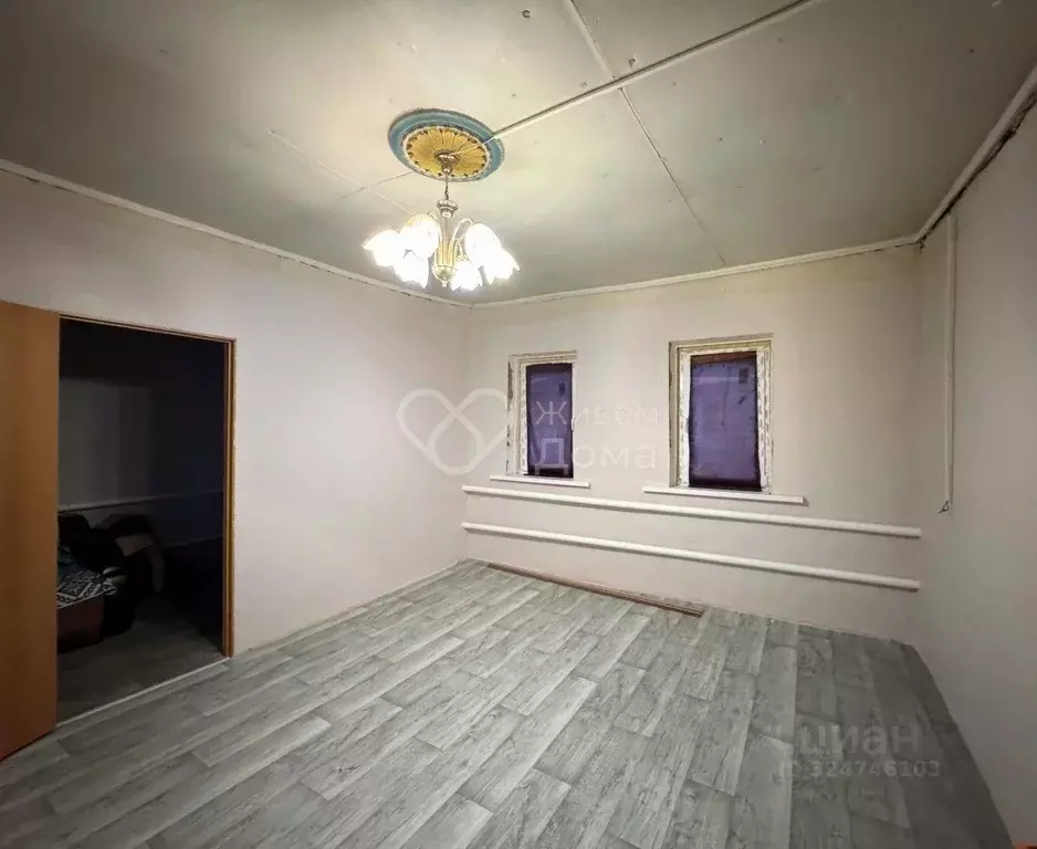 Дом в Волгоградская область, Волгоград ул. Моисеенко (60 м) - Фото 2