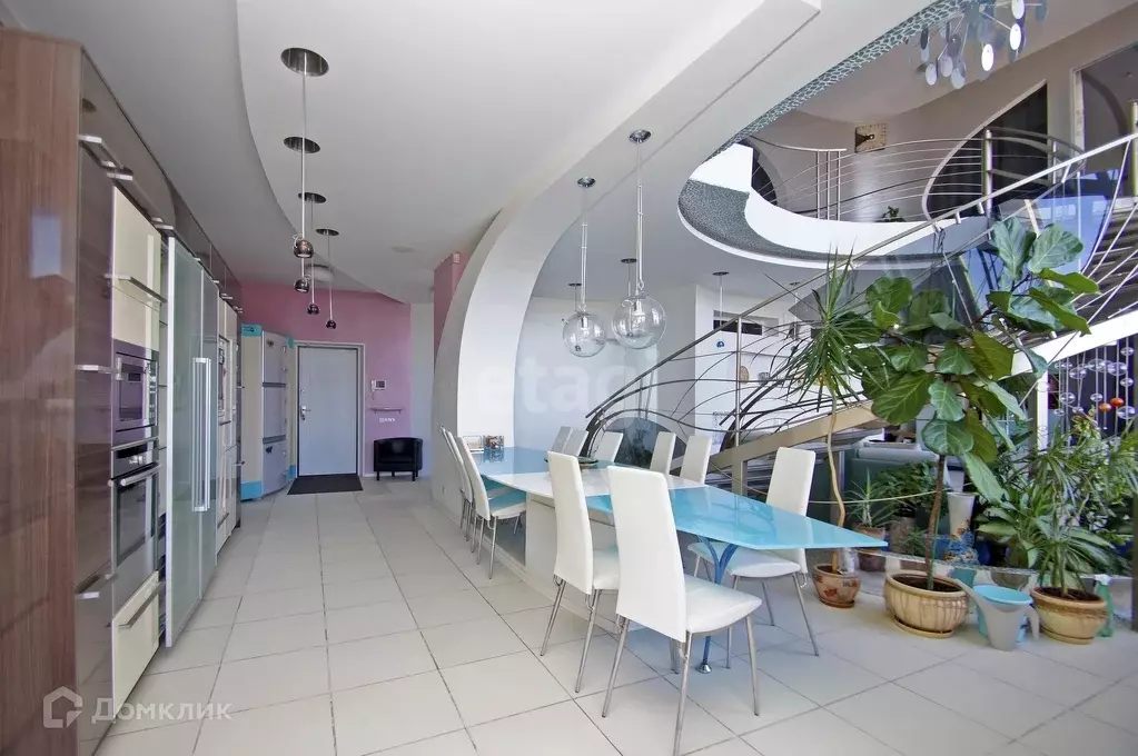 Продаётся 3-к квартира, 232 м - Фото 1