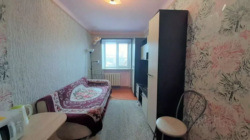 Комната Омская область, Омск ул. Петра Ильичева, 2 (12.8 м) - Фото 2