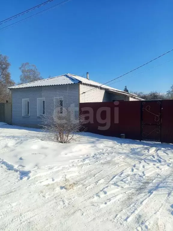 Дом в Белгородская область, Валуйки ул. 50 лет ВЛКСМ, 24 (52 м) - Фото 1