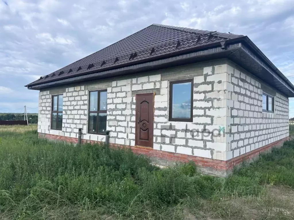 Дом в Челябинская область, Троицк ул. Имени А.М. Климова, 13 (310 м) - Фото 1