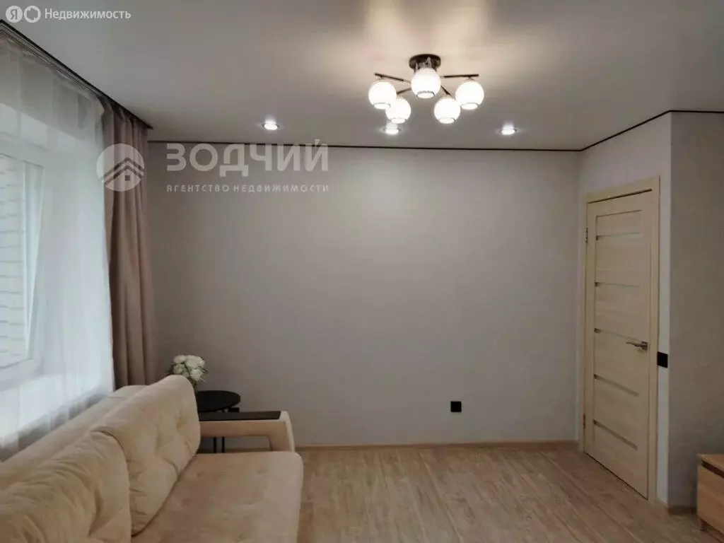 1-комнатная квартира: Чебоксары, улица А.В. Асламаса, 8 (41 м) - Фото 1