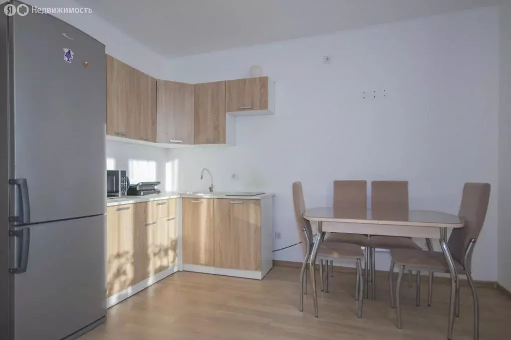 Квартира-студия: Екатеринбург, улица Академика Вонсовского, 21 (28.5 ... - Фото 1