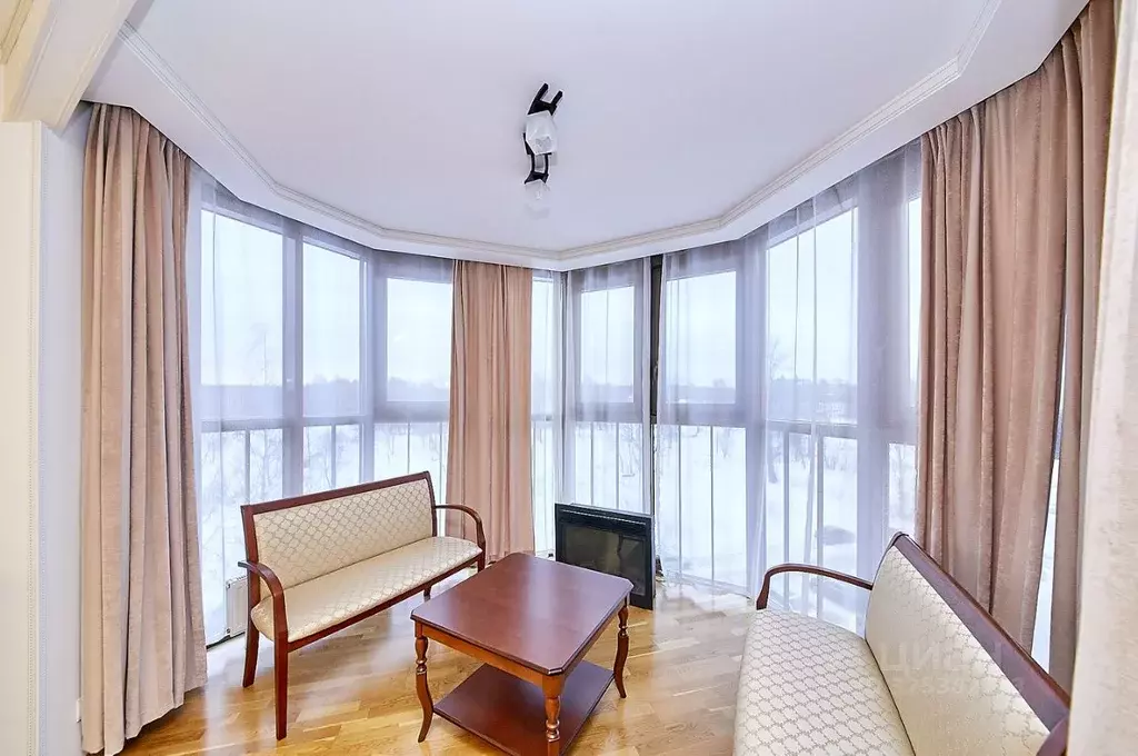 3-к кв. Санкт-Петербург Лиственная ул., 18к1 (95.2 м) - Фото 1