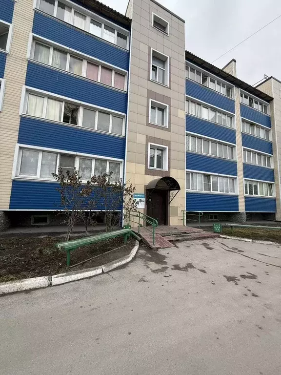 3-к кв. Новосибирская область, Искитим ул. Пушкина, 19 (70.0 м) - Фото 1