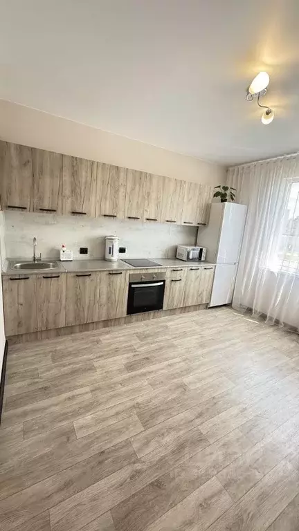 1-к кв. Самарская область, Тольятти Приморский бул., 54 (42.0 м) - Фото 1