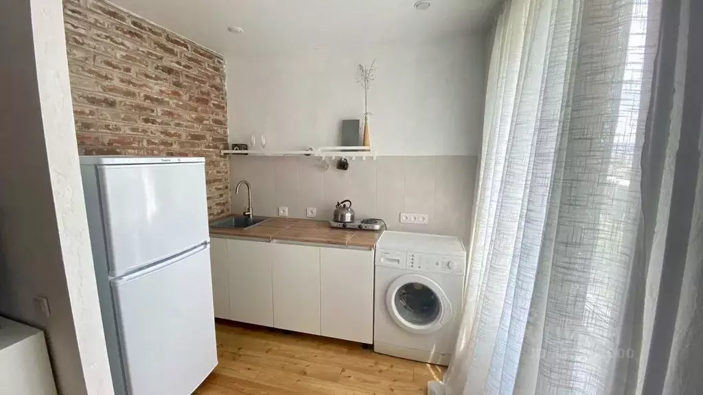 Студия Иркутская область, Иркутск ул. Чекалина, 20 (30.0 м) - Фото 2