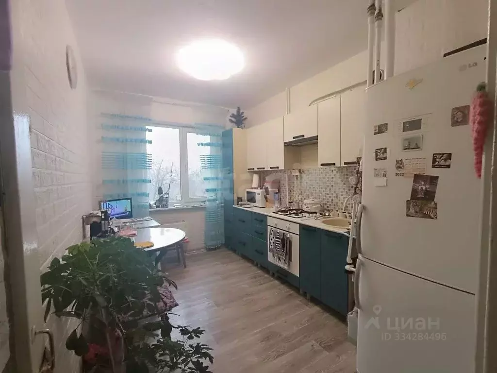 3-к кв. Крым, Симферополь ул. Маршала Жукова (57.8 м) - Фото 1