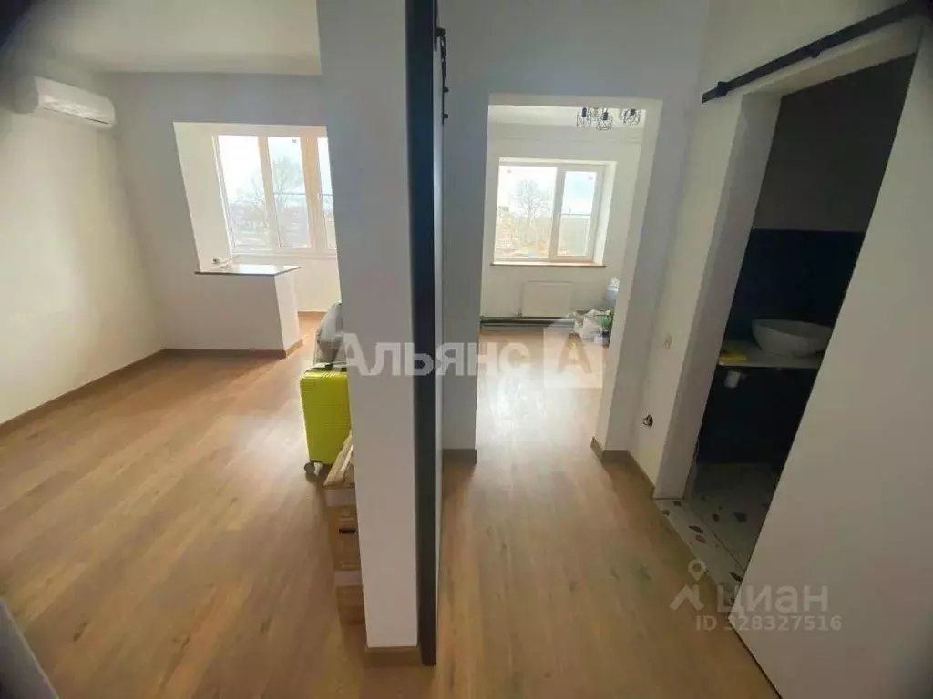 1-к кв. Краснодарский край, Курганинск ул. Чапаева, 48 (33.7 м) - Фото 1